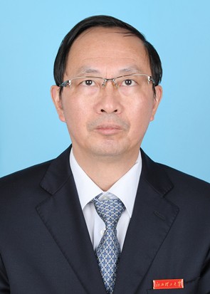 龙立福